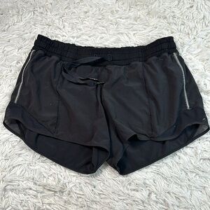 Lululemon Hotty Hot Short (Long 4") Black
